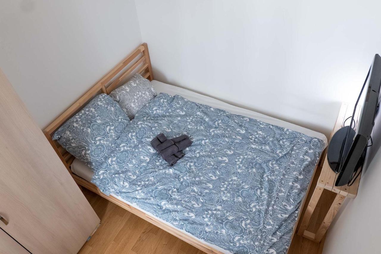 2 Rooms & Balcony - Top Location! Vienna Esterno foto
